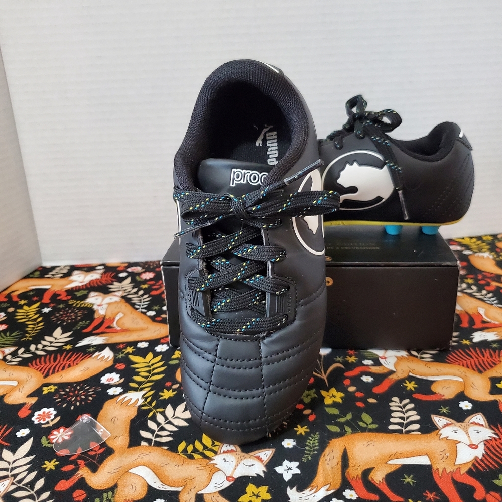 Puma  procat Boy's Soccer Cleats Size12